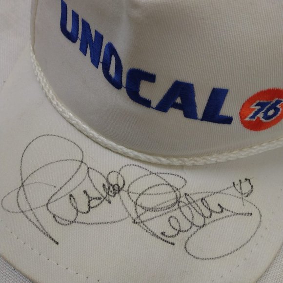 Signed White Unocal 76 Richard petty #43 baseball cap - Picture 2 of 7
